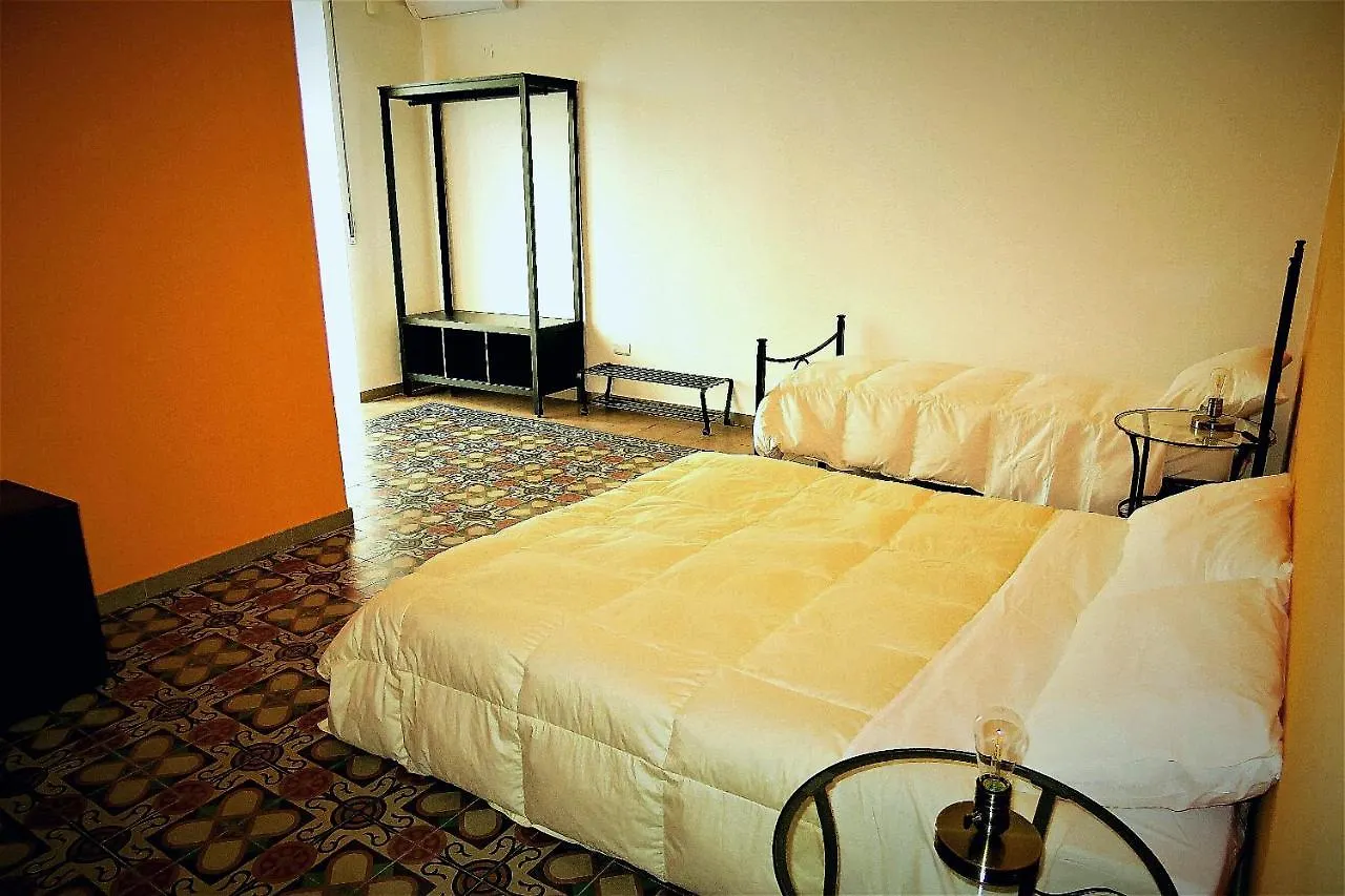 Mokarta B&B Catane Couette-café